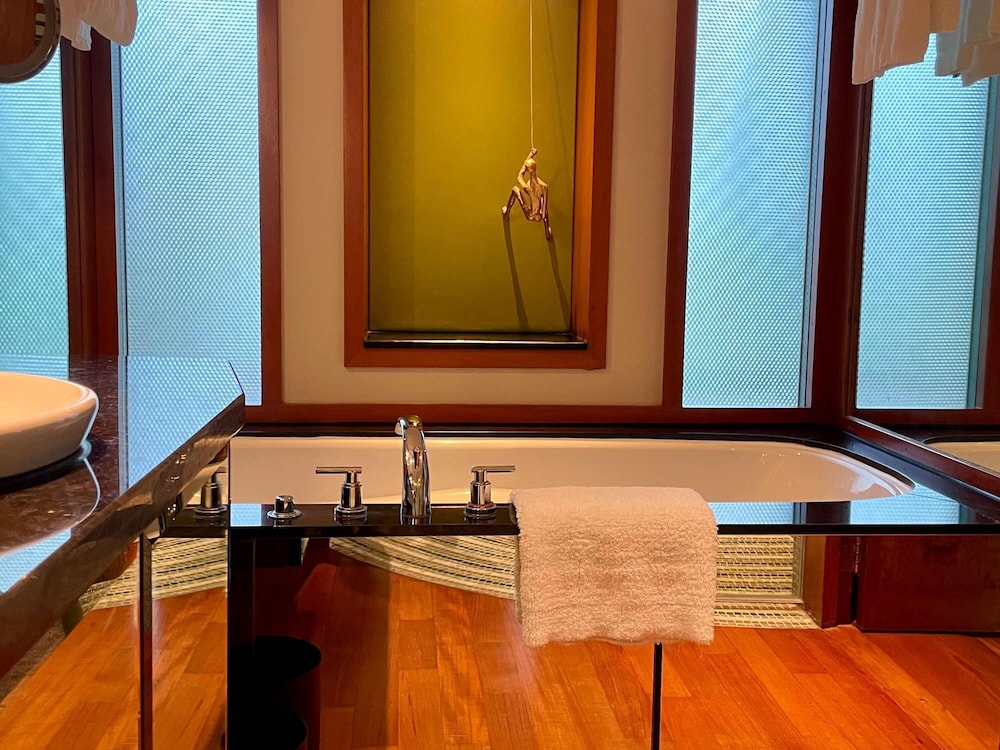 Sofitel Singapore Sentosa Resort and Spa 42/76
