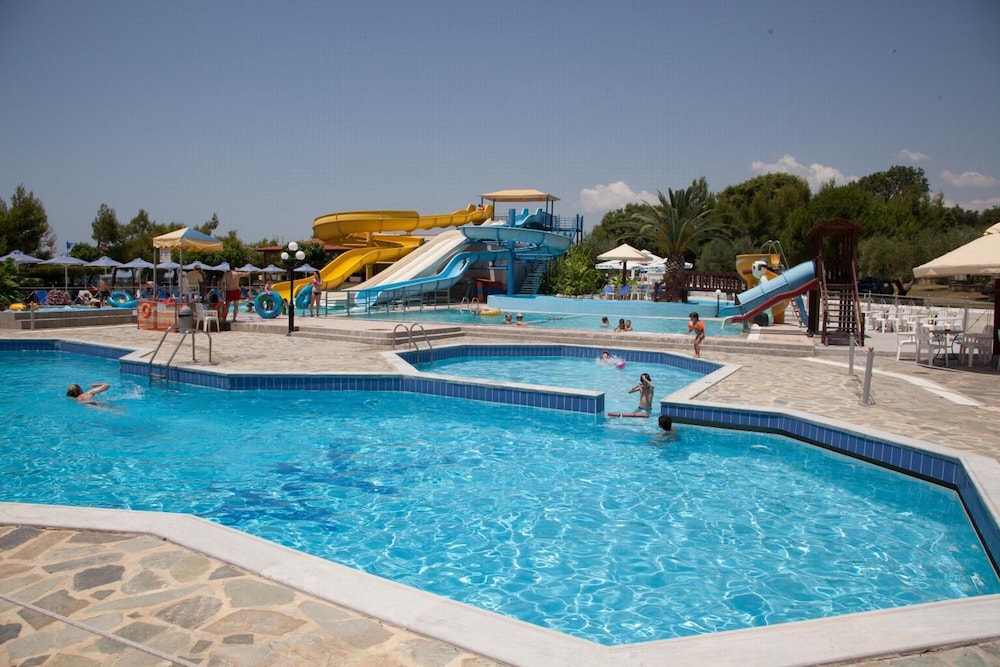 Kanali Hotel 32/48