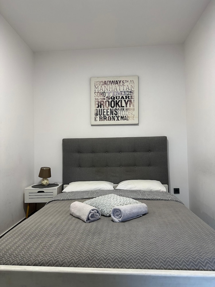 ROOMS MADISON 44/55