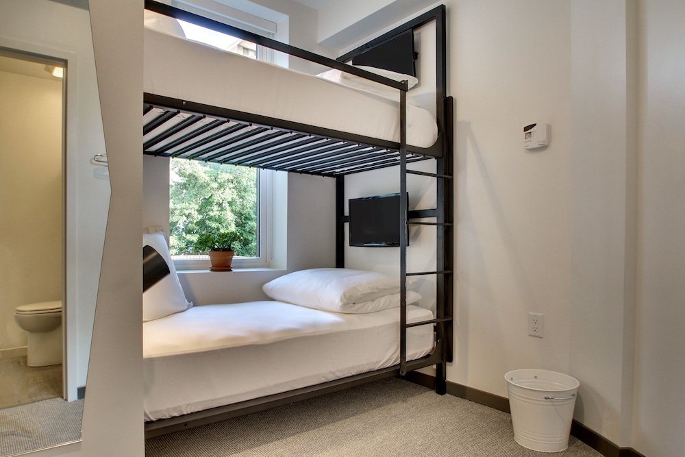 Hotel Hive 28/71