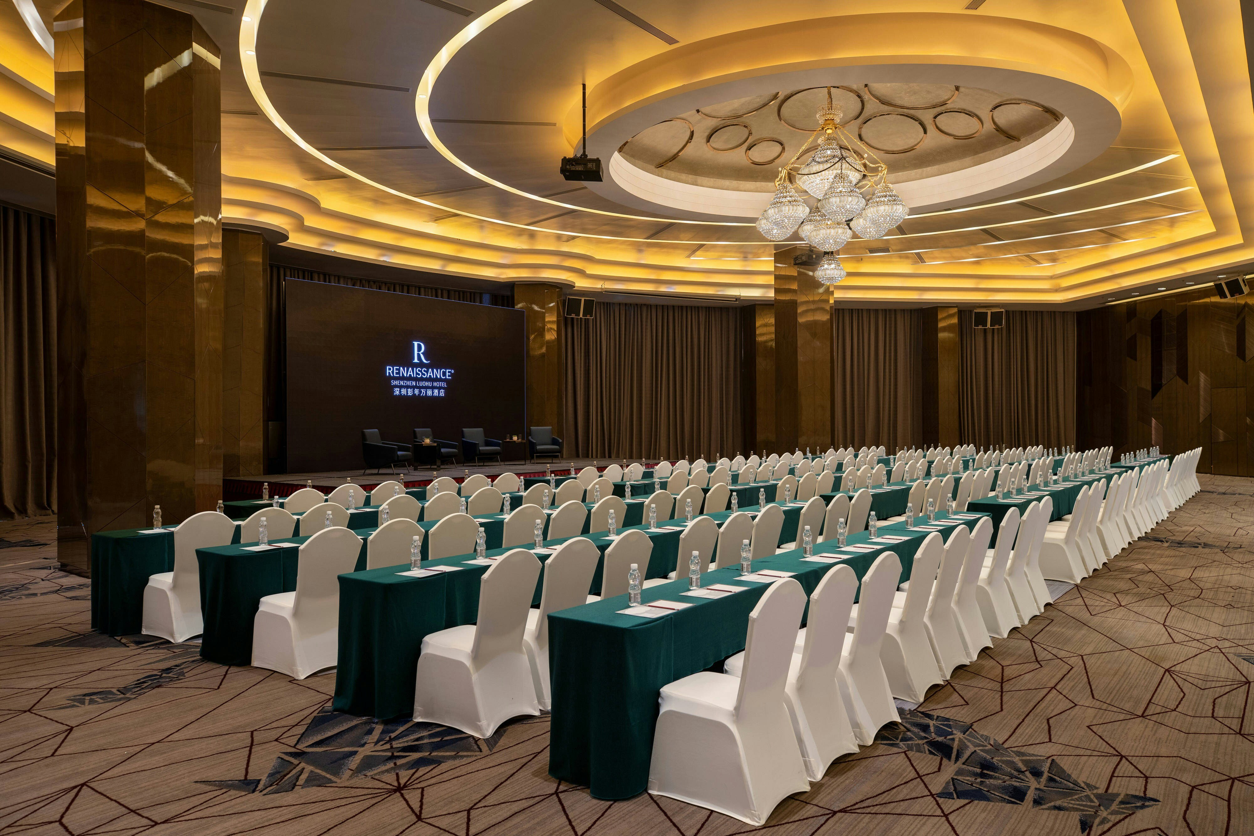 Renaissance Shenzhen Luohu 8/12