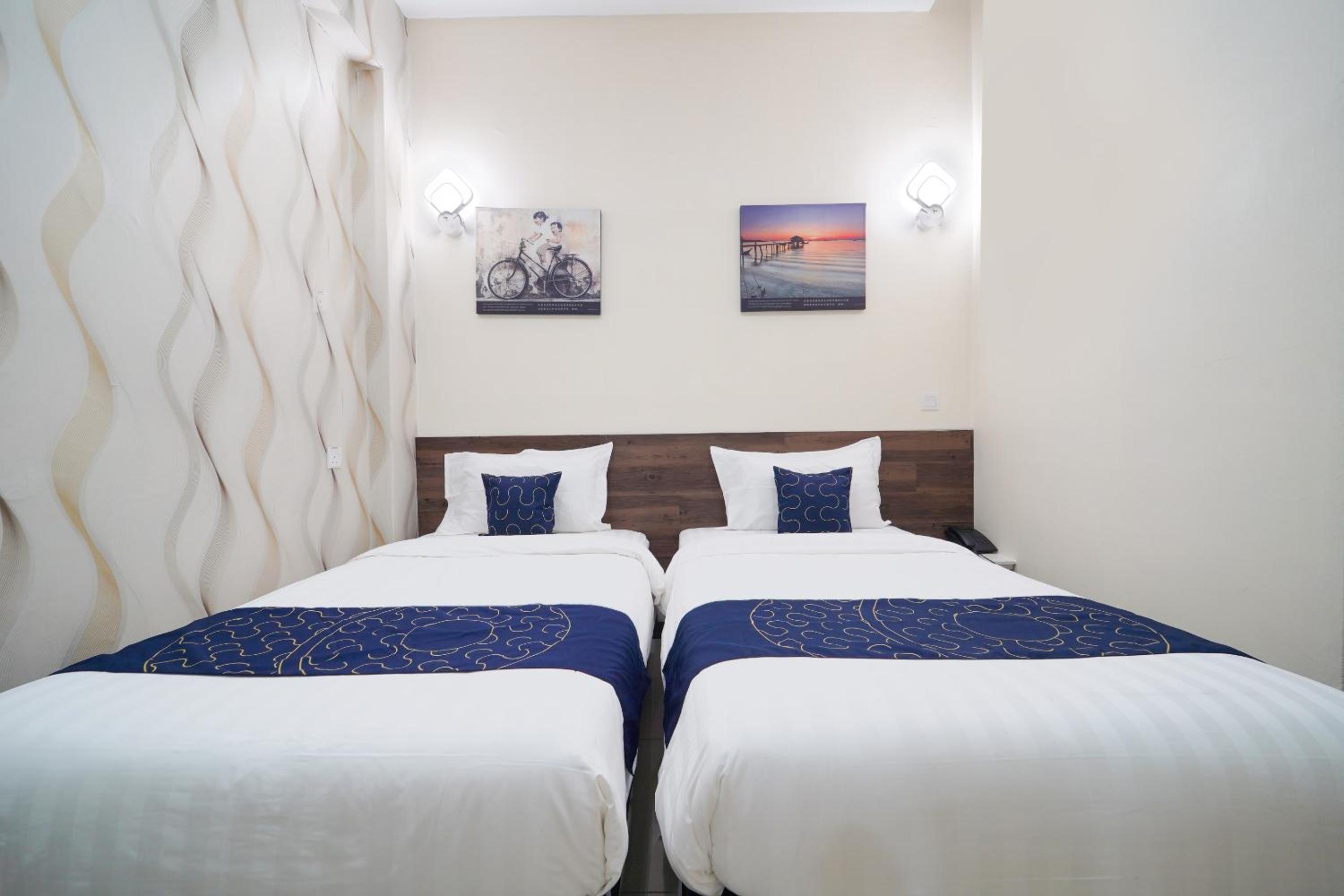 Capital O 89647 Atta Hotel 17/49