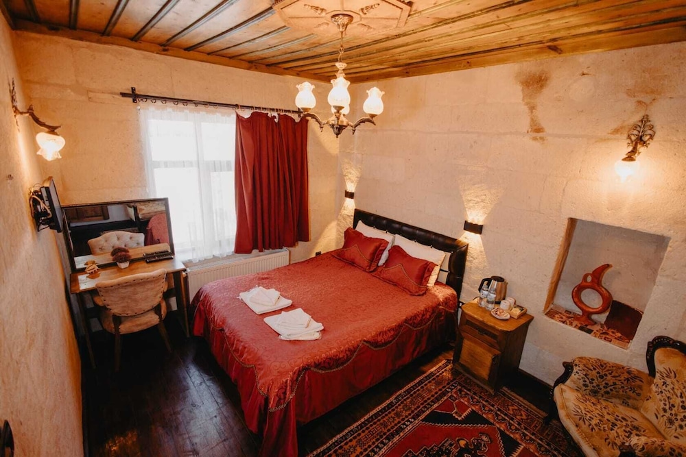 Amor Cave House 17/50