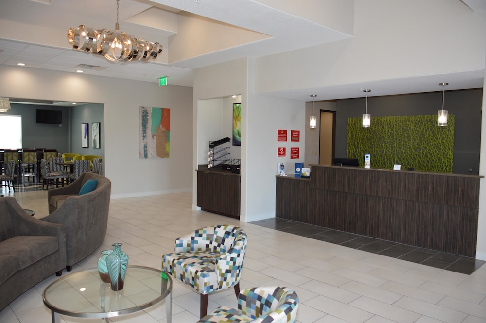 Best Western Plus Pflugerville Inn and Suites 7/37