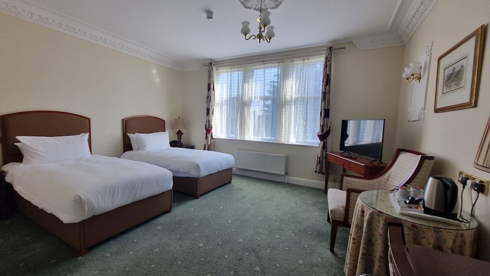 Botleigh Grange Hotel 7/34
