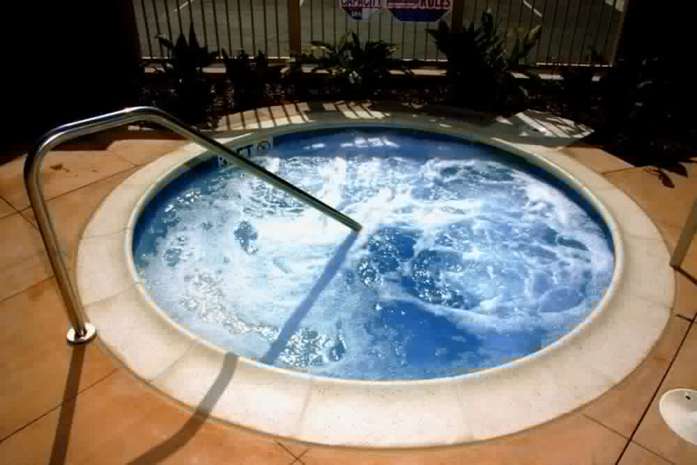 Hampton Inn Suites Seal Beach 12/32
