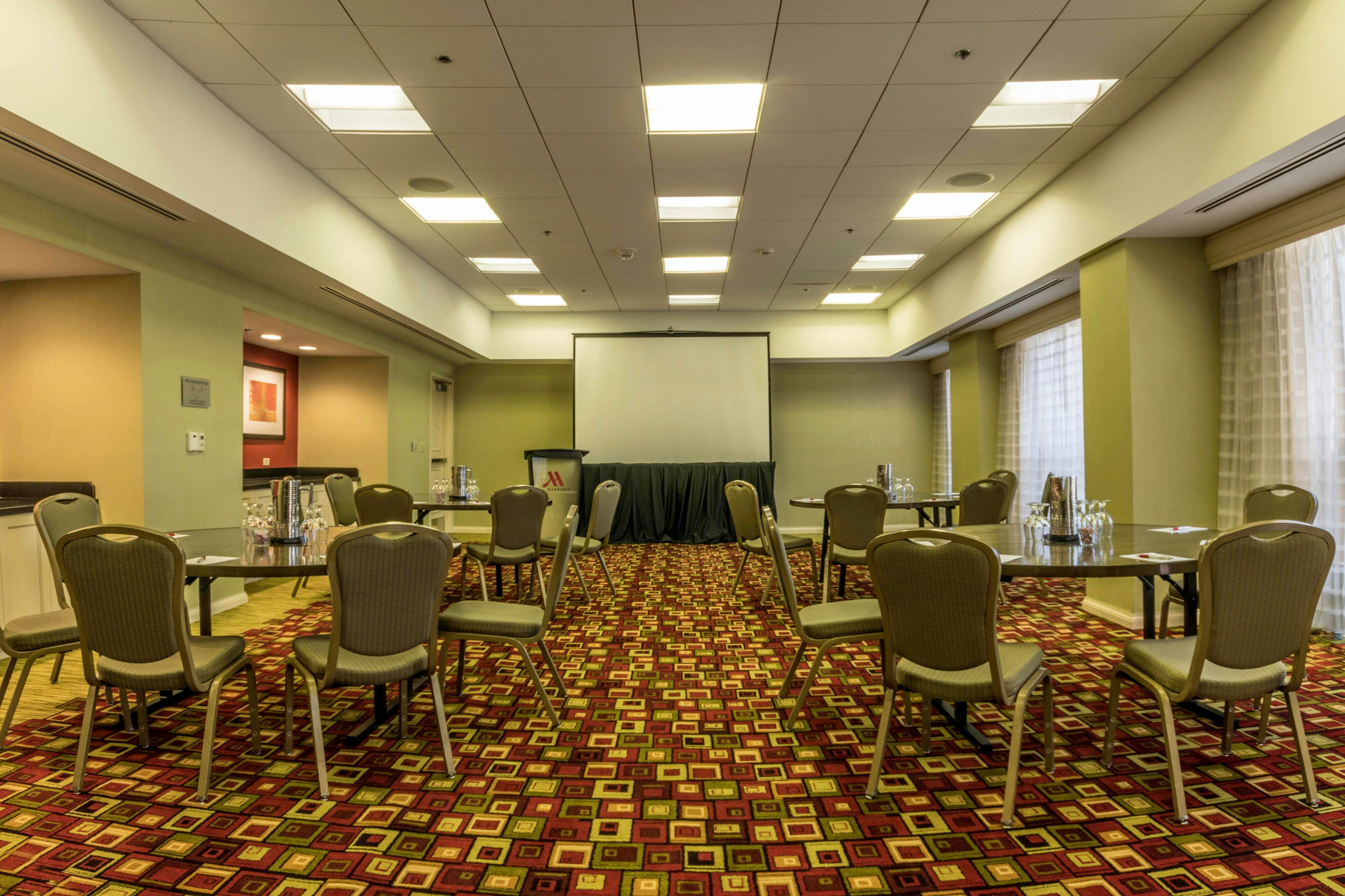 Scottsdale Marriott Suites Old Town 14/16