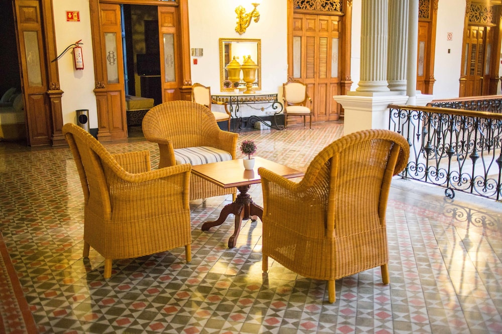 Gran Hotel de Merida 57/68