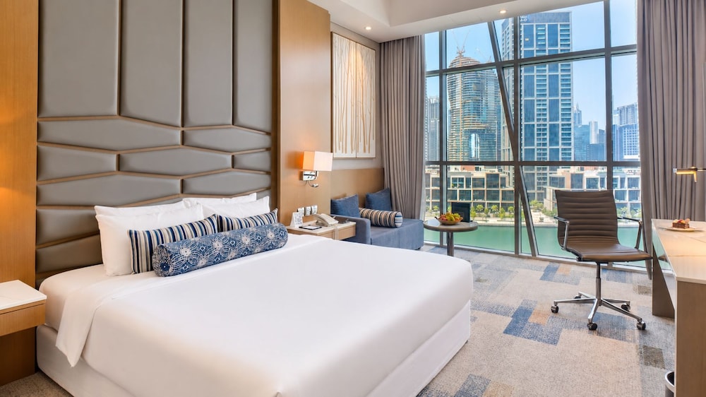 Canal Central Hotel Business Bay 15/46