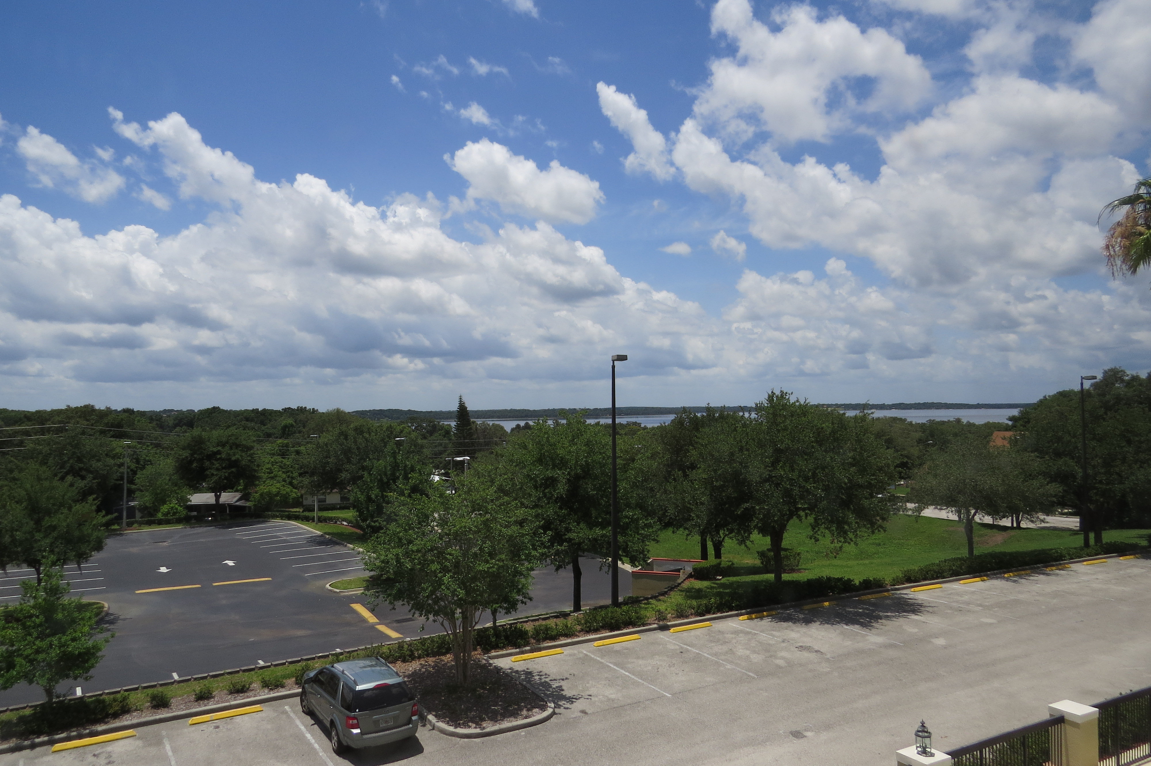 Holiday Inn Express Clermont 51/57