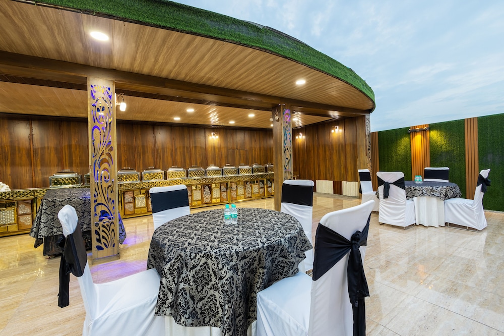 Hotel Arch Plaza 31/58