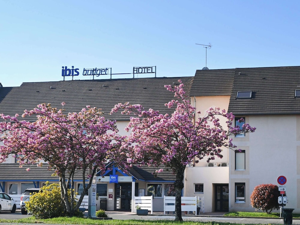 Ibis Budget Laval 4/67