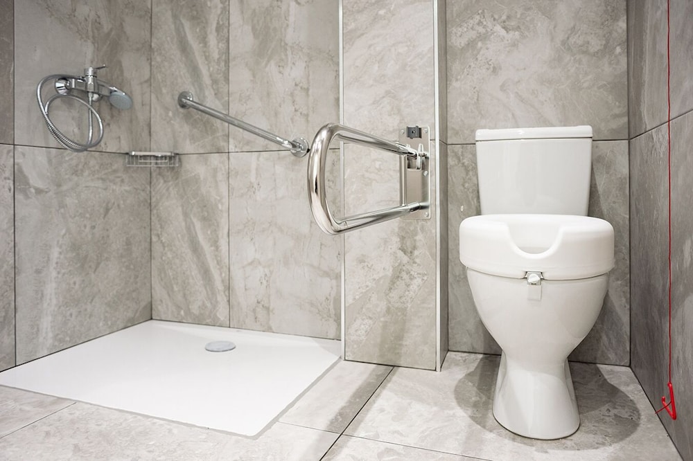 Standard, Twin Beds, Accessible, Roseum Boutique Hotel 5/9