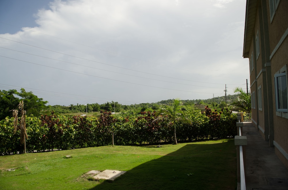 Monimo Ridge Suites 17/21