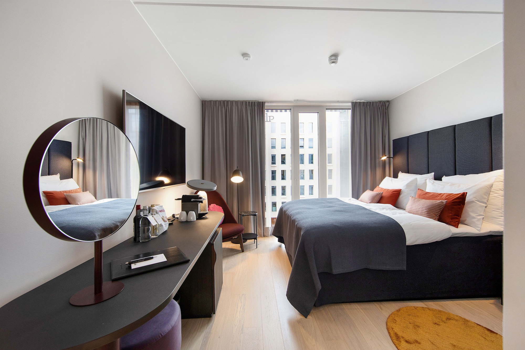 SUPERIOR, DOUBLE BED