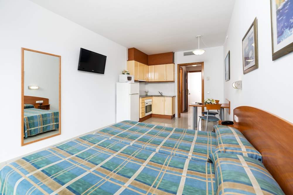 Costa Encantada Suites and Resort 32/75