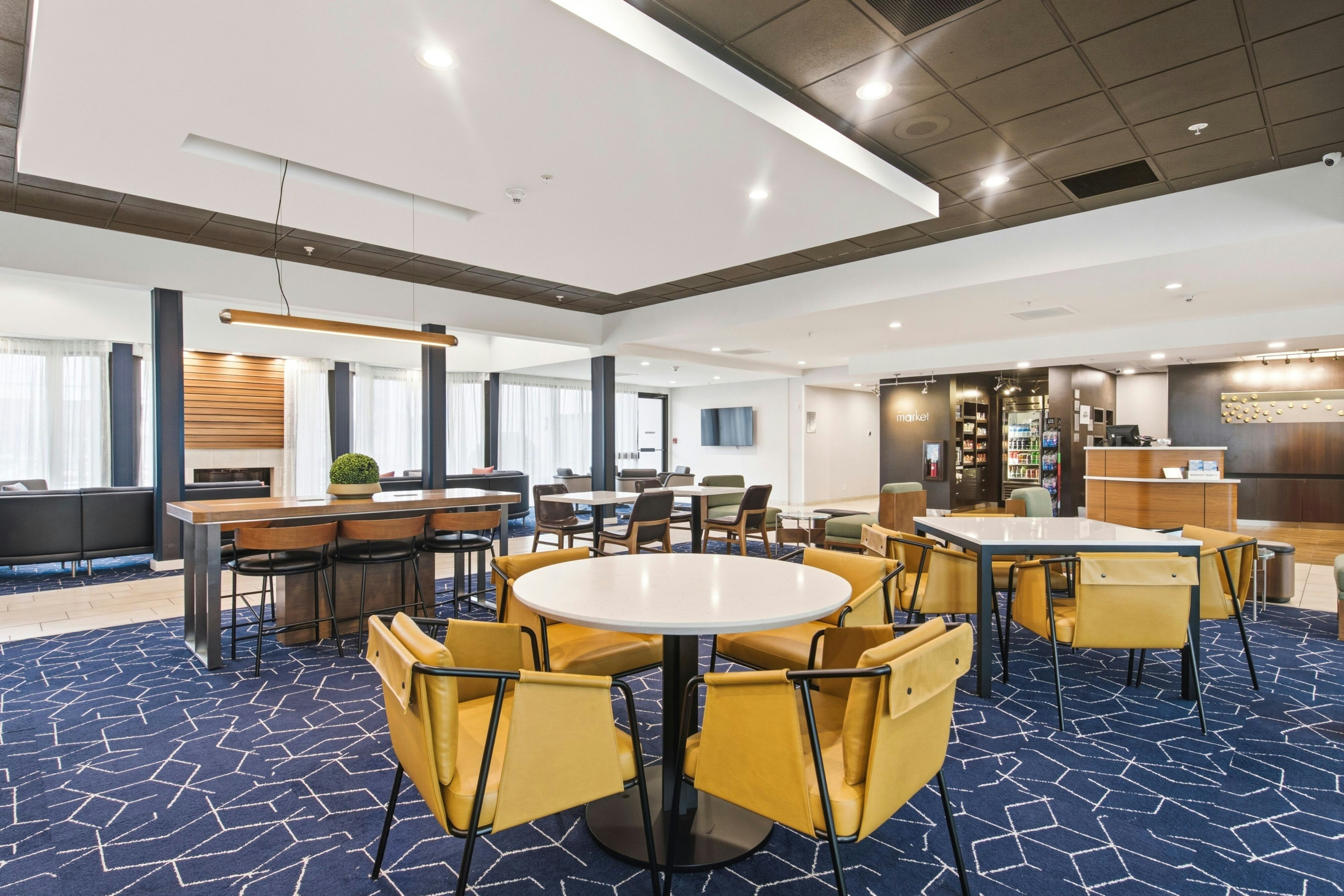 Courtyard By Marriott Columbus 51/71