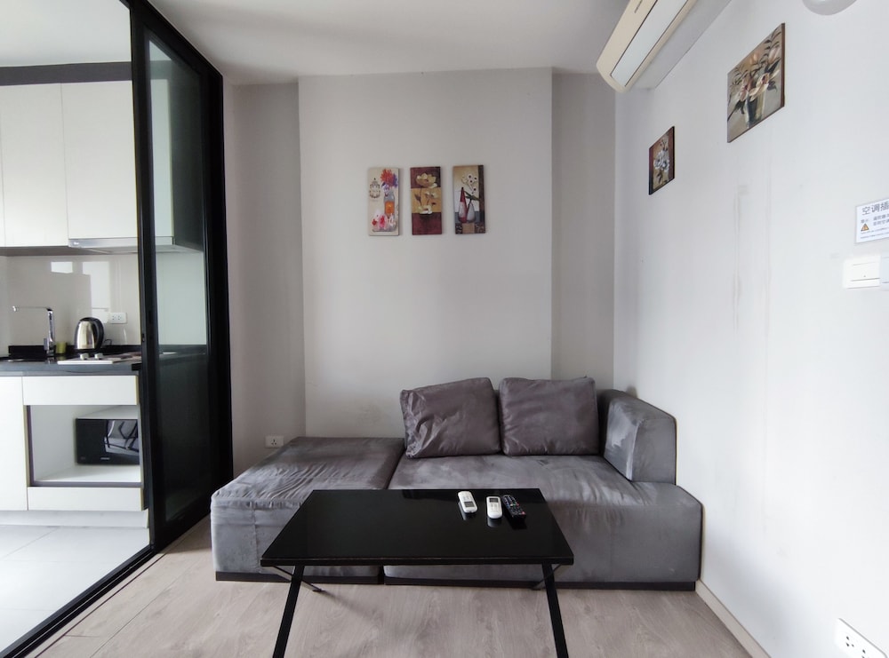 Many Holiday The Base Condo 17/45