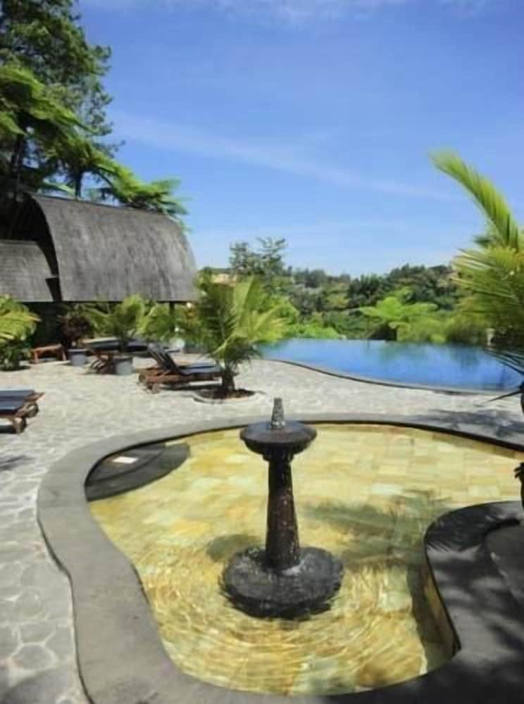 Sangria Resort And Spa Kt 36/39