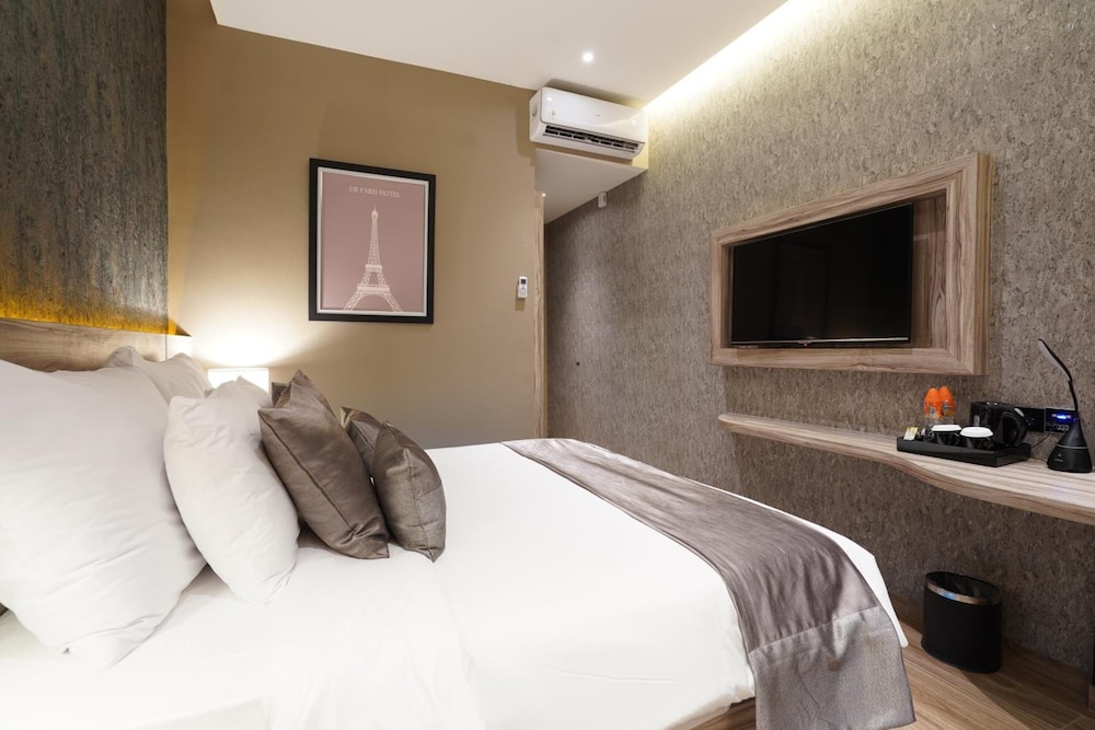 De Paris Hotel 22/47