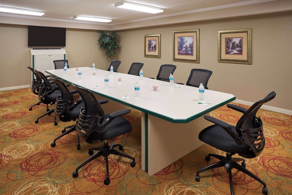 Wyndham Executive Center Columbia 47/60