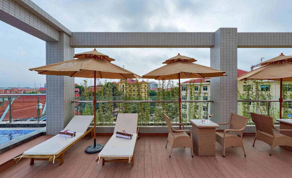 Le Indochina Hotel & Spa 64/66