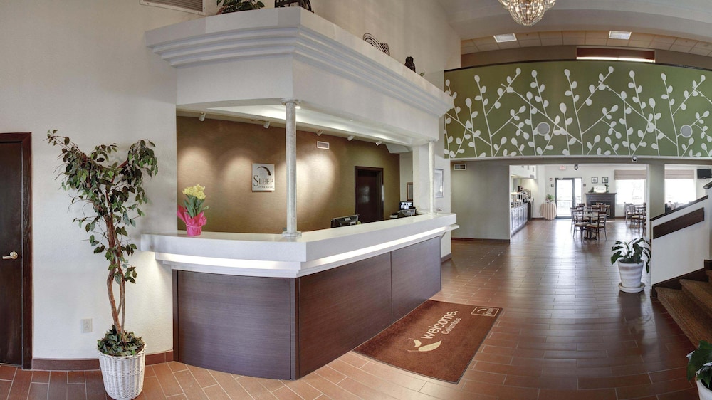 Sleep Inn & Suites Columbus South 2/52