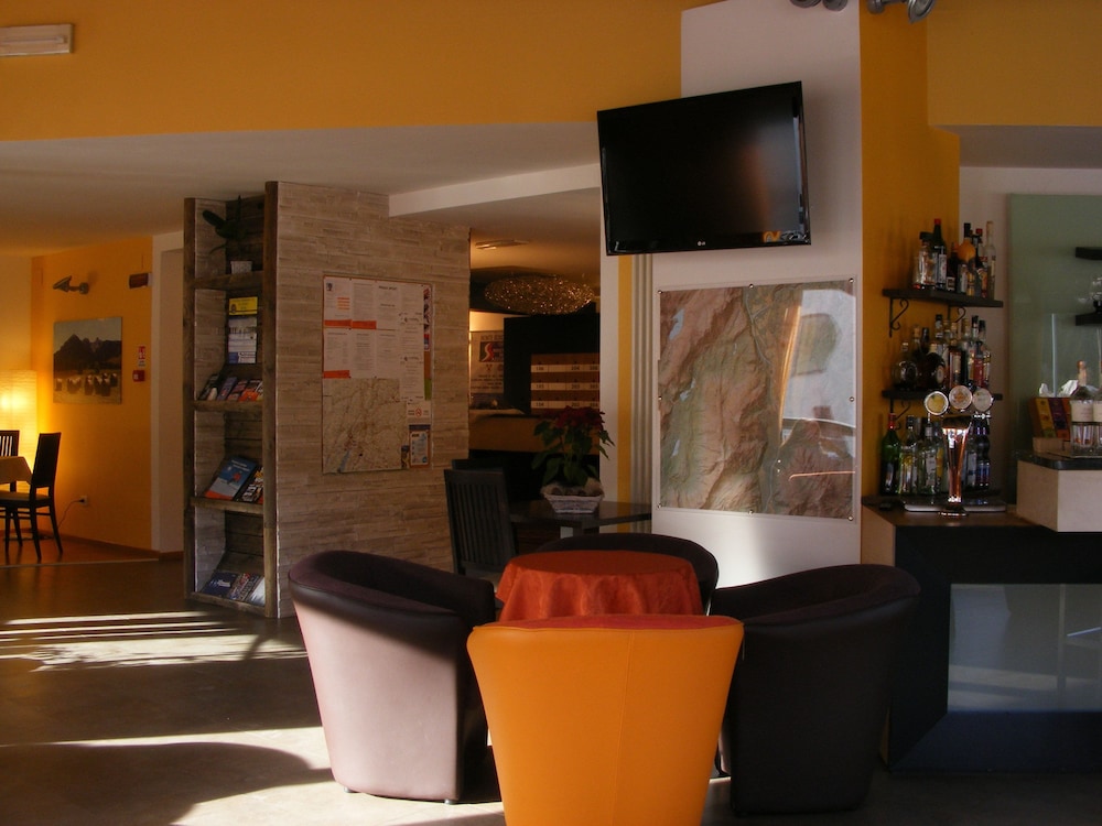 Dolomiti Chalet Family Hotel photo3