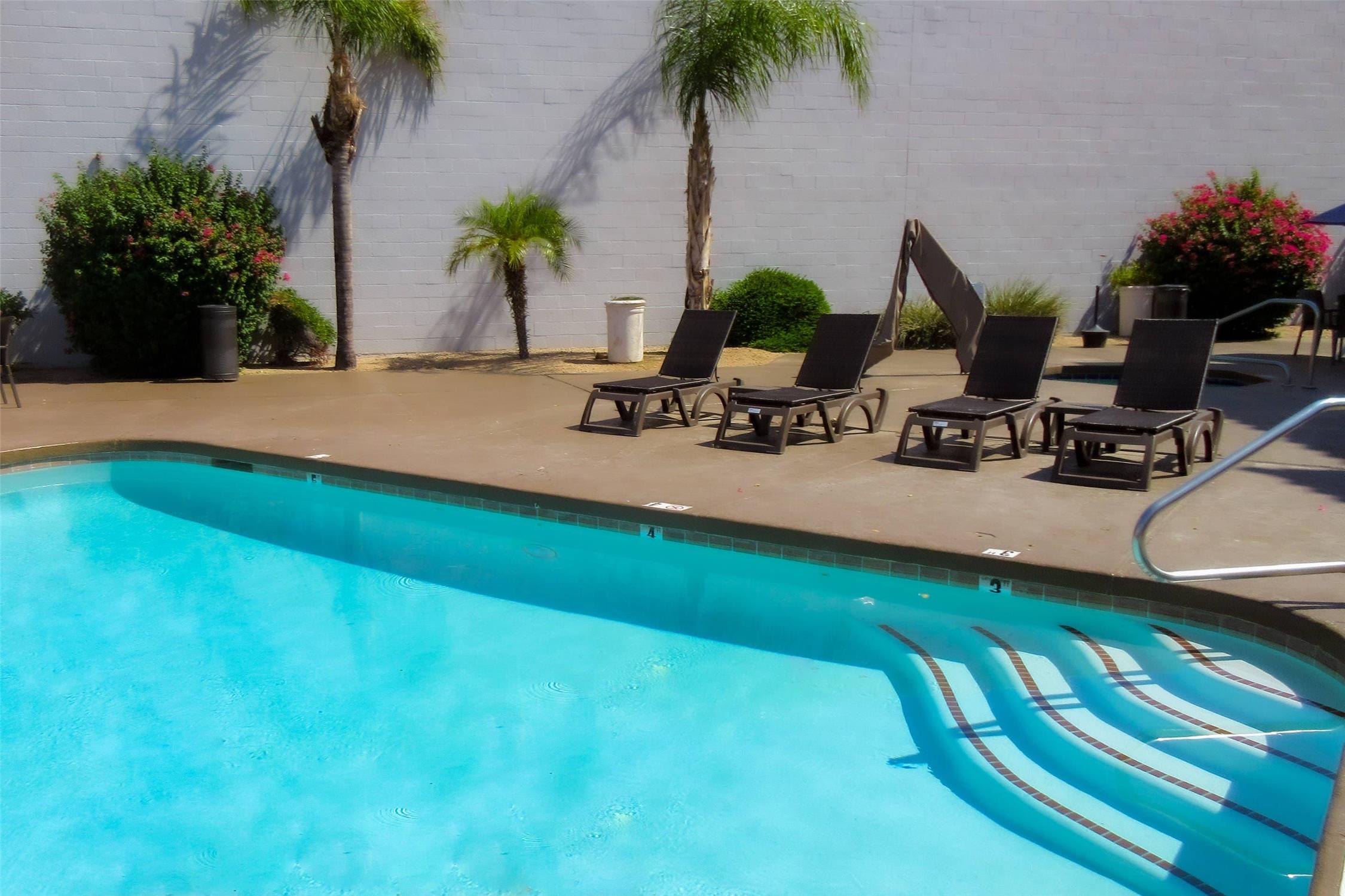 Comfort Inn & Suites Phoenix North / Deer Valley 30/31