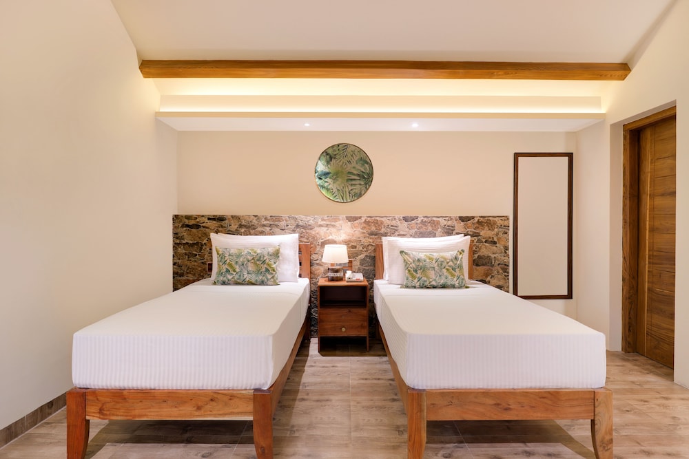 Lemon Tree Wildlife Resort Kanha 10/34
