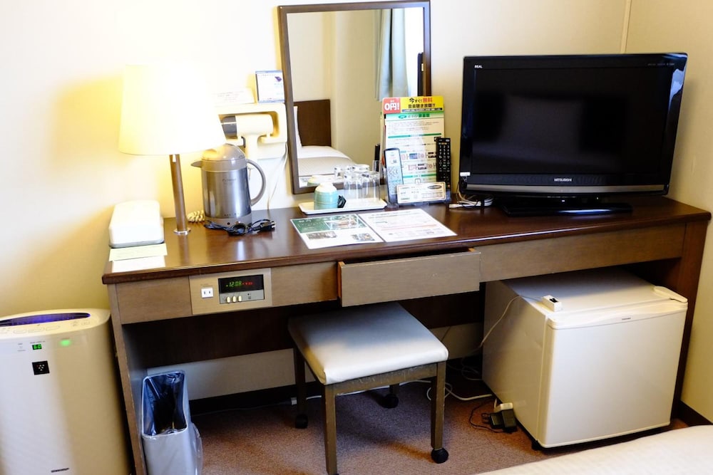 Hotel Route-Inn Court Kofu Isawa 32/35