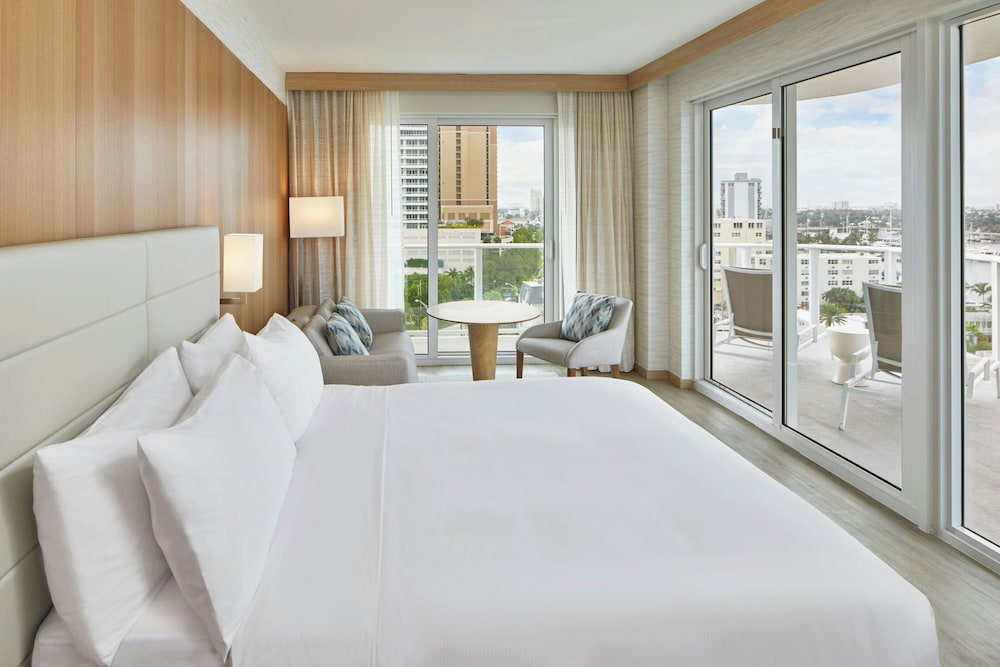 Room, Multiple Beds, Balcony