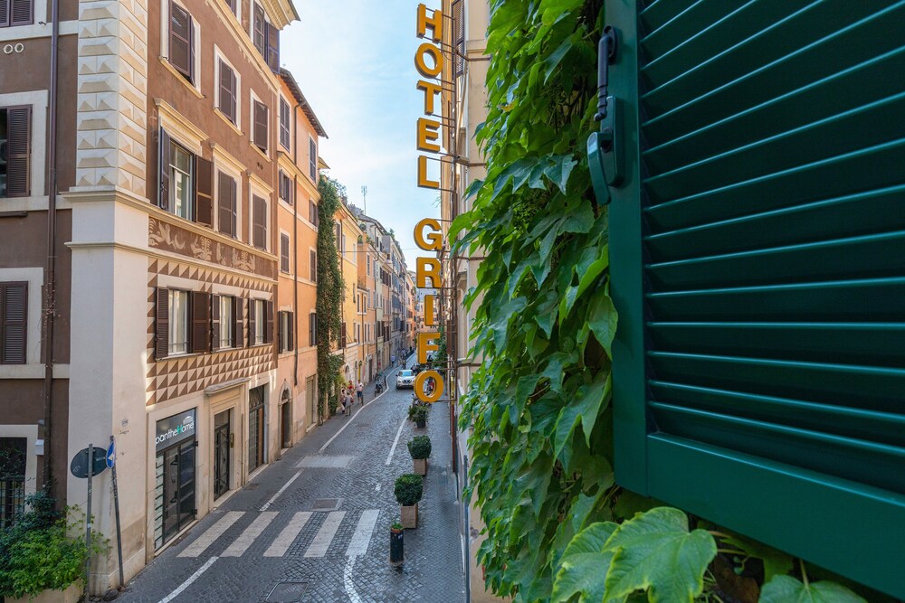 Rome As You Feel - Iconic Boschetto Apt 12/19