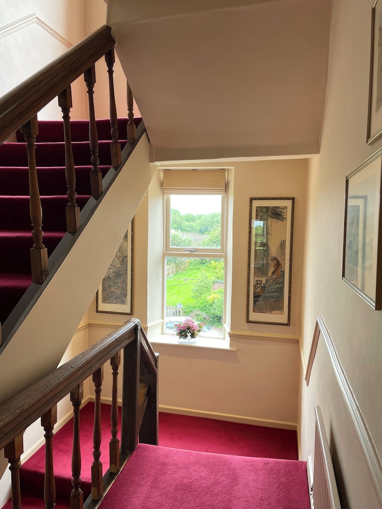 Pickmere Country Guest House 18/50