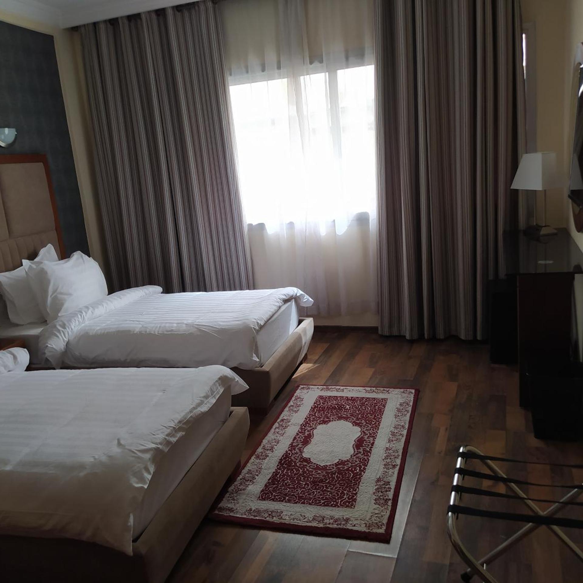 STANDARD, TWIN BEDS