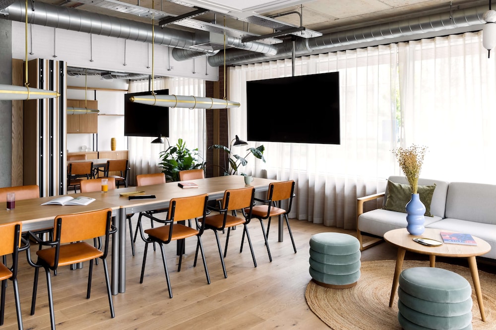 Hyatt Centric Cambridge 40/48