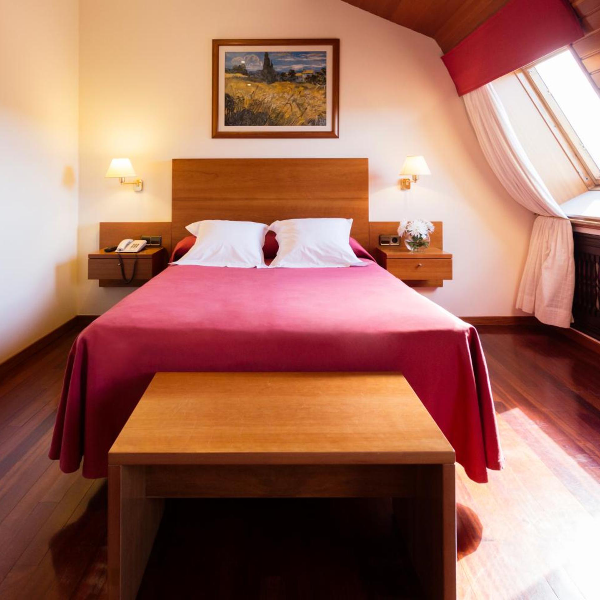 Hotel Valencia Ferrol 20/50