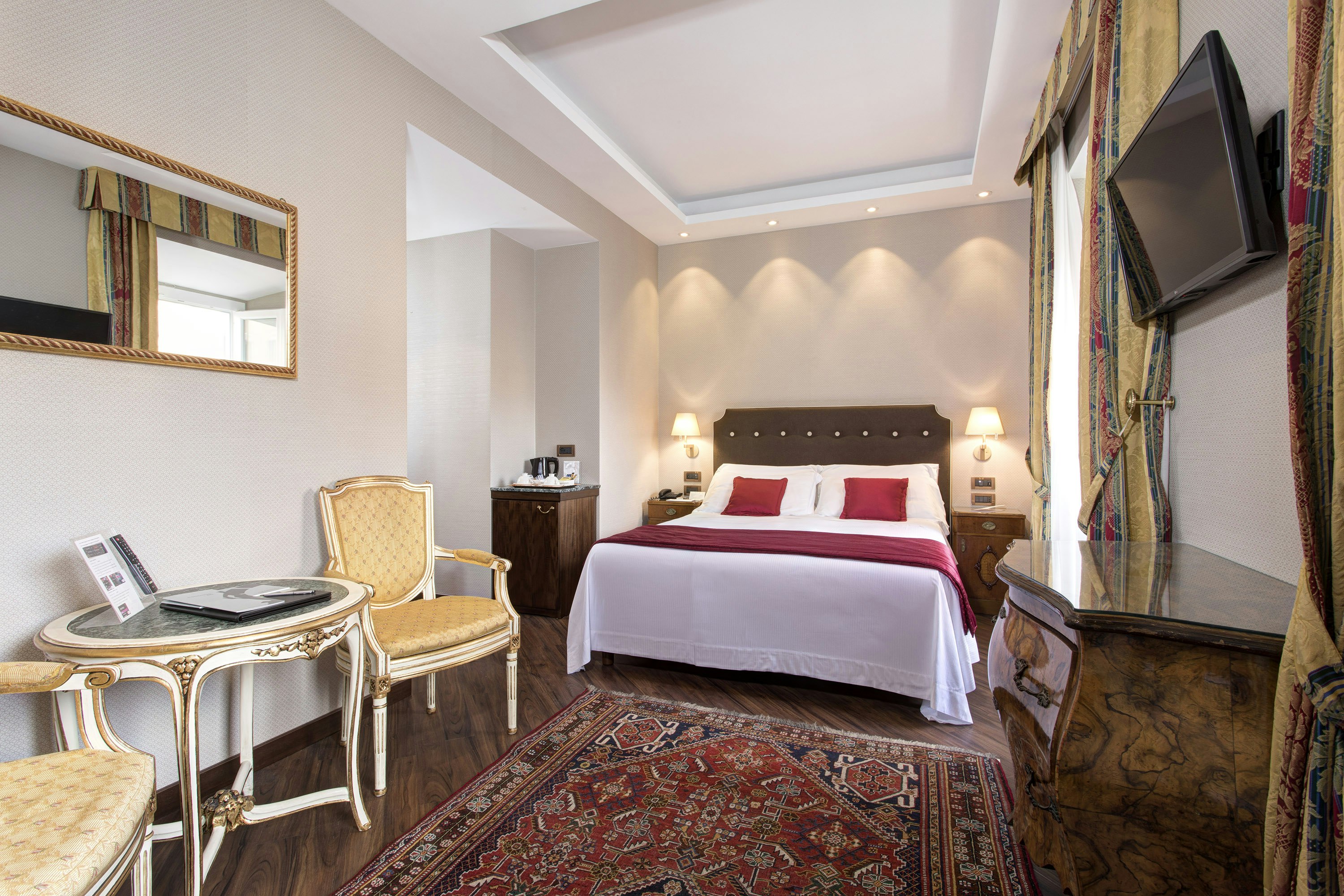 Hotel Nazionale 7/24
