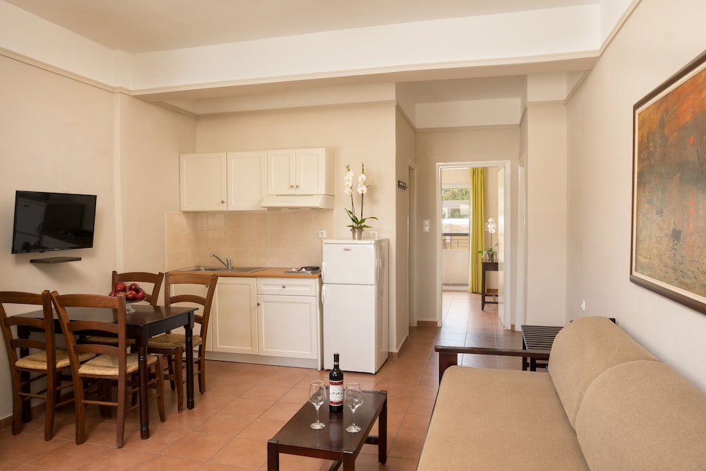 Talos Hotel Apartments 31/50
