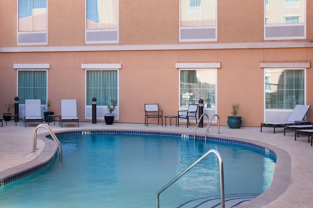 Homewood Suites by Hilton El Paso Airport 9/45