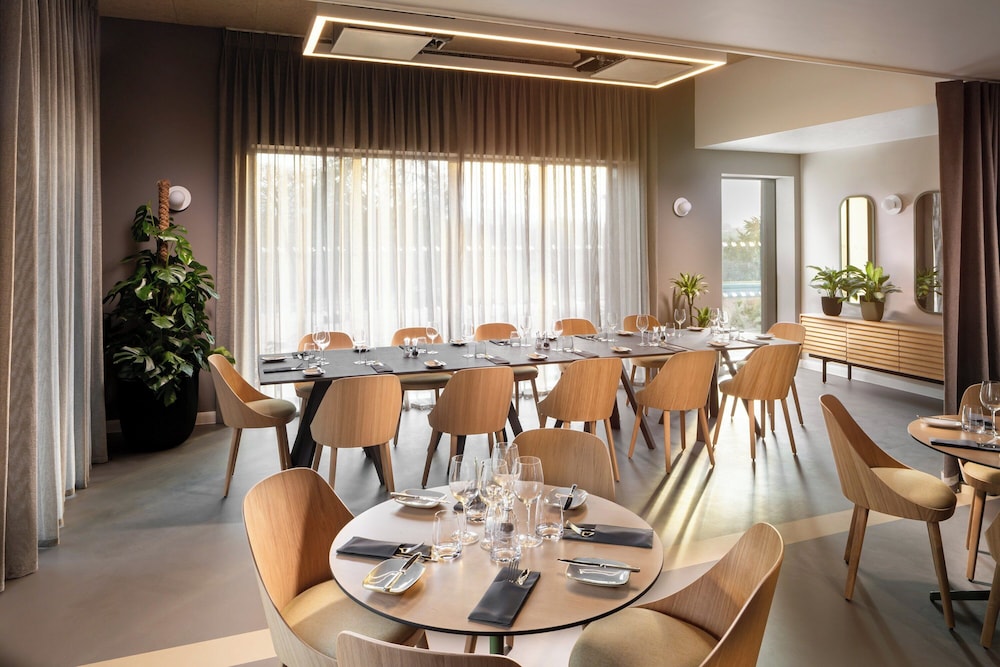 voco Zeal Exeter Science Park By IHG 34/50