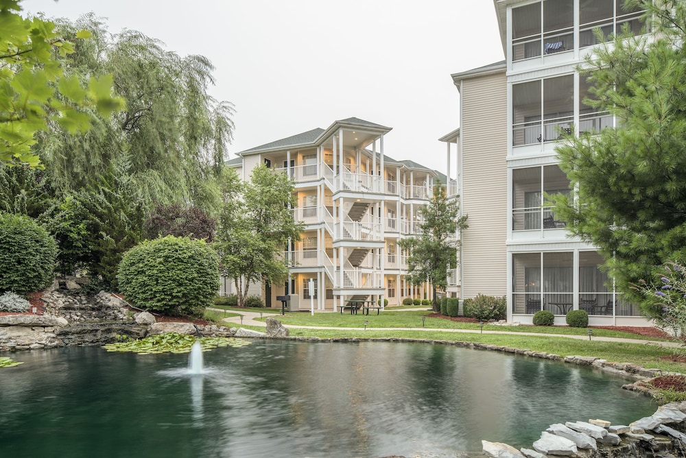 The Suites At Fall Creek 41/49