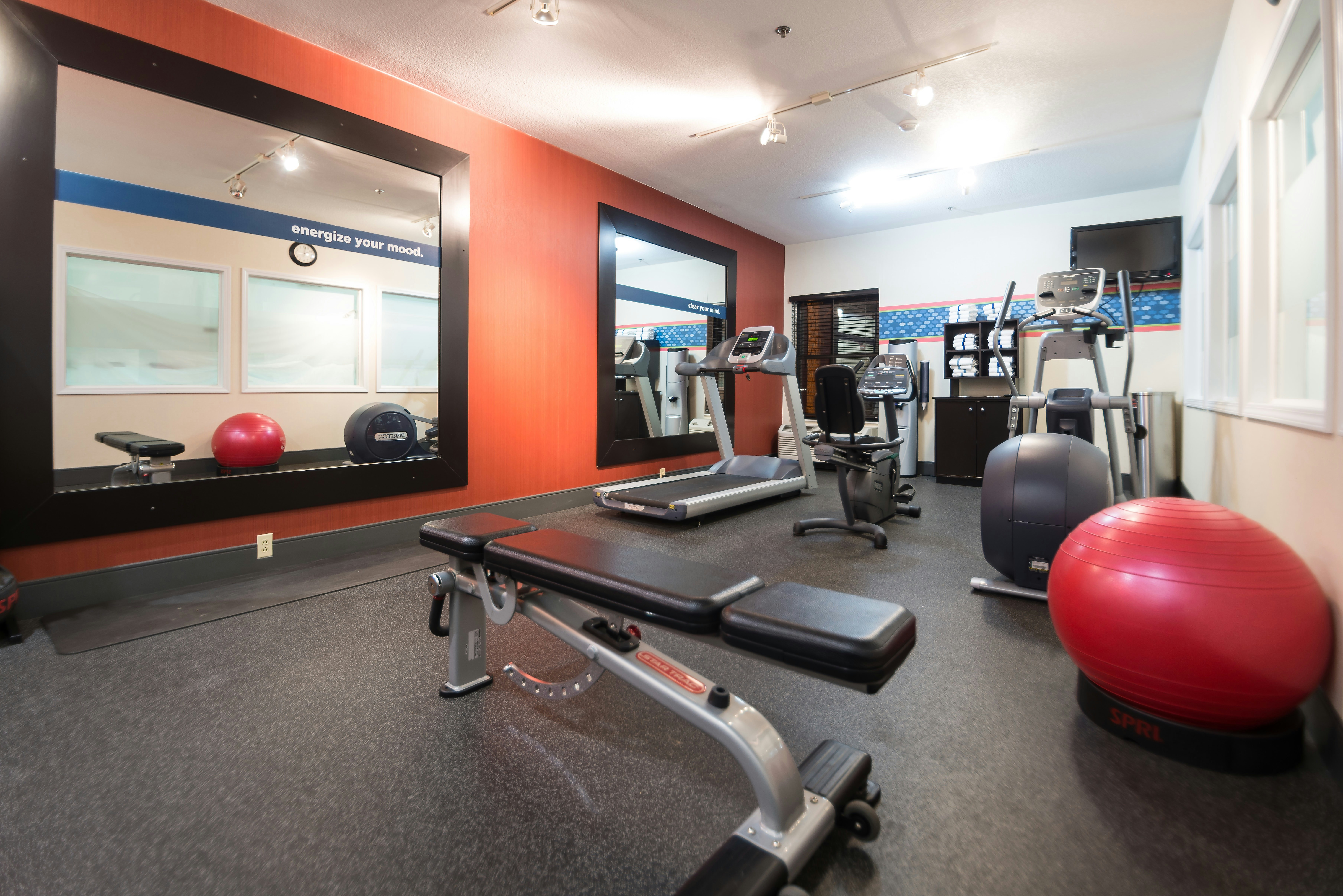 Hampton Inn by Hilton Tiffin 23/47