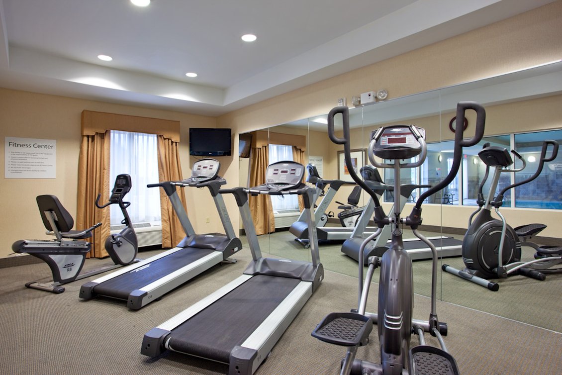 Holiday Inn Express Hotel And Suites Dayton South Franklin 34/56