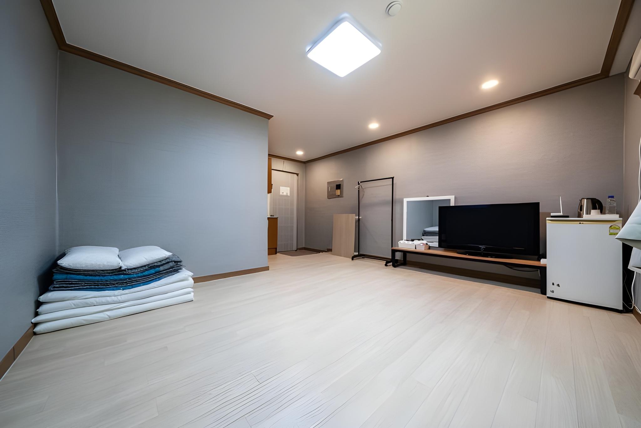 Condominium, Ondol, Type a