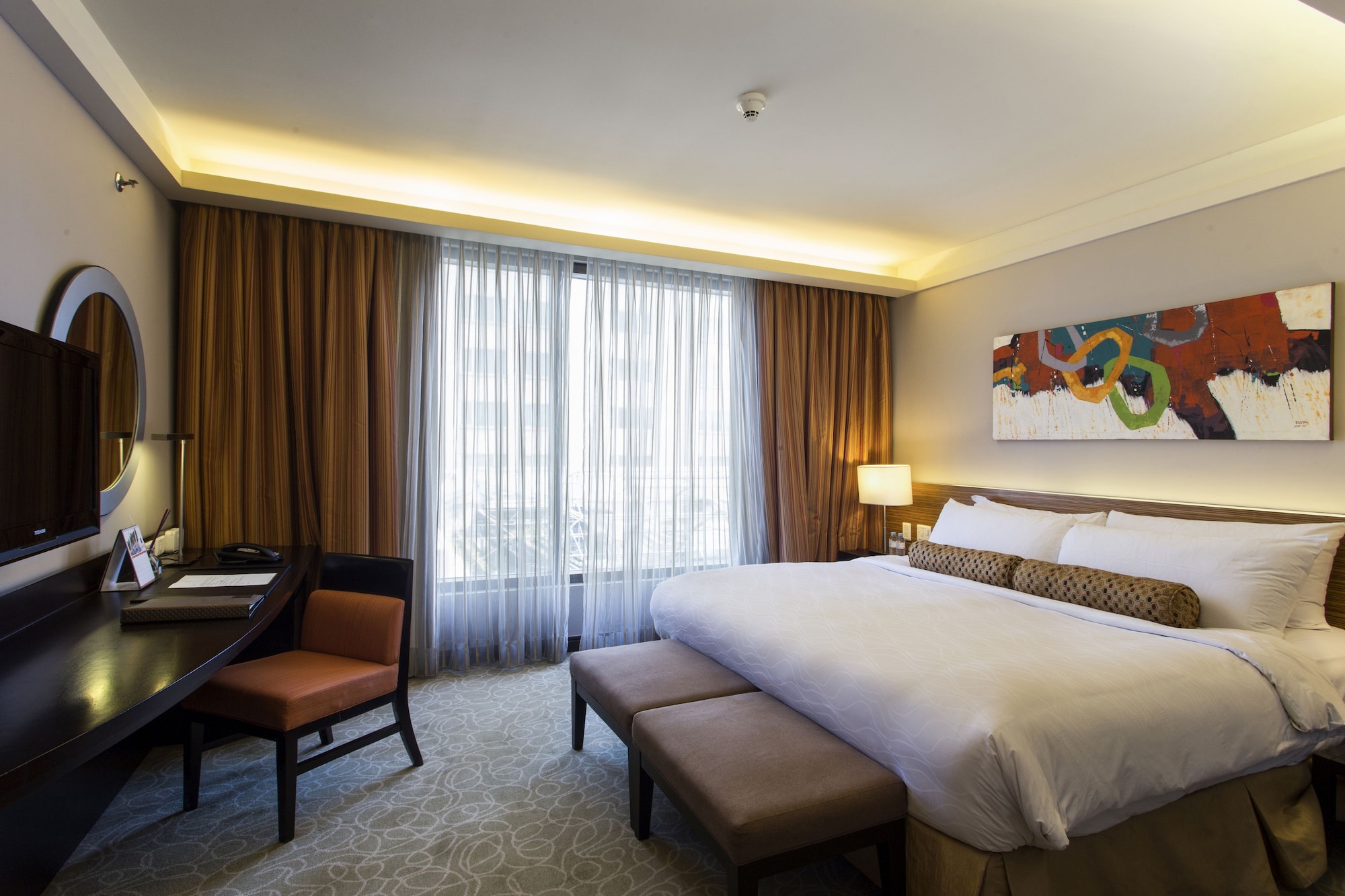 TOWER, DELUXE, KING BED