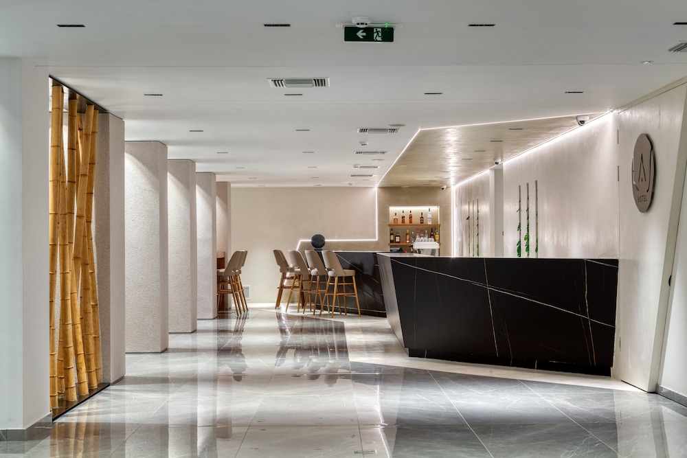 Las Hotel And Spa 4/49