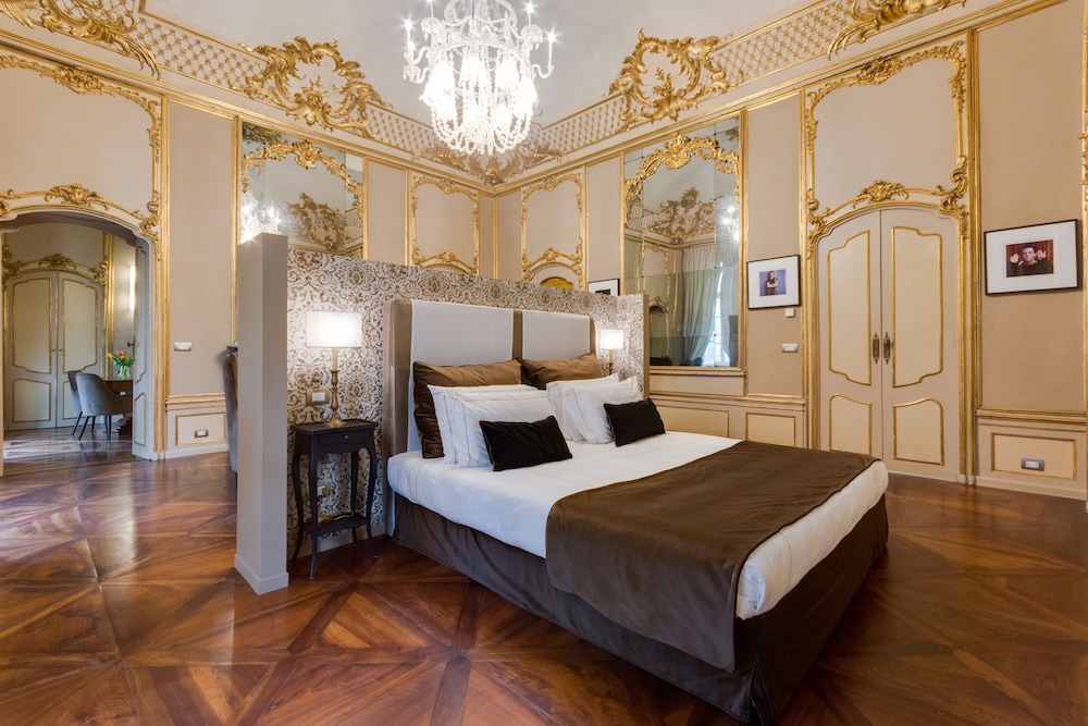 Palazzo Del Carretto Art Apartments 24/72