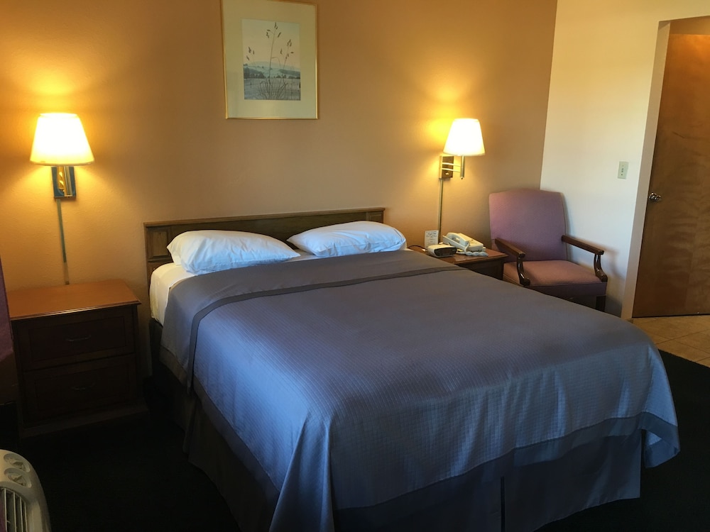 Royal Inn Eugene 7/24