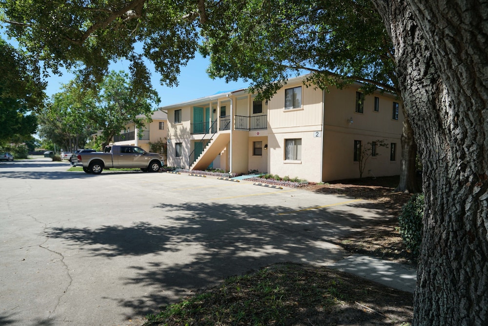 Vacation Villas 4/41